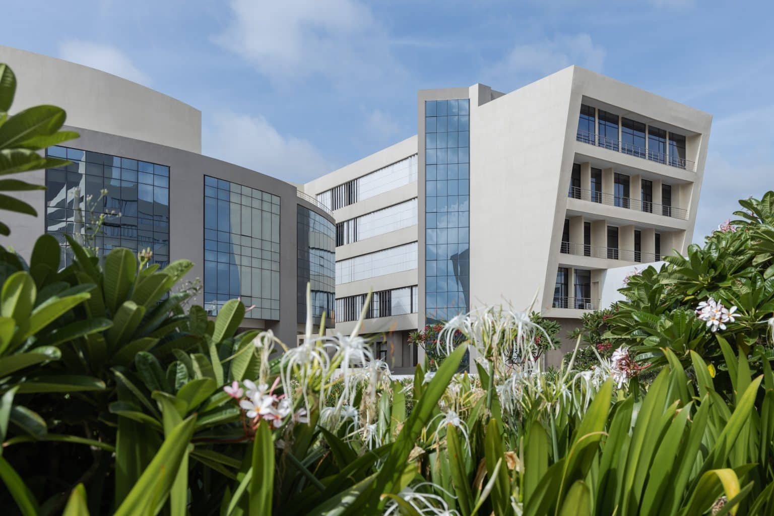 Medical College & Hospital Campus at Baramati INI Design Studio